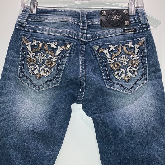 Miss Me Denim - MISS ME SIZE 26 BRAND NEW CUFFED CAPRI JEANS